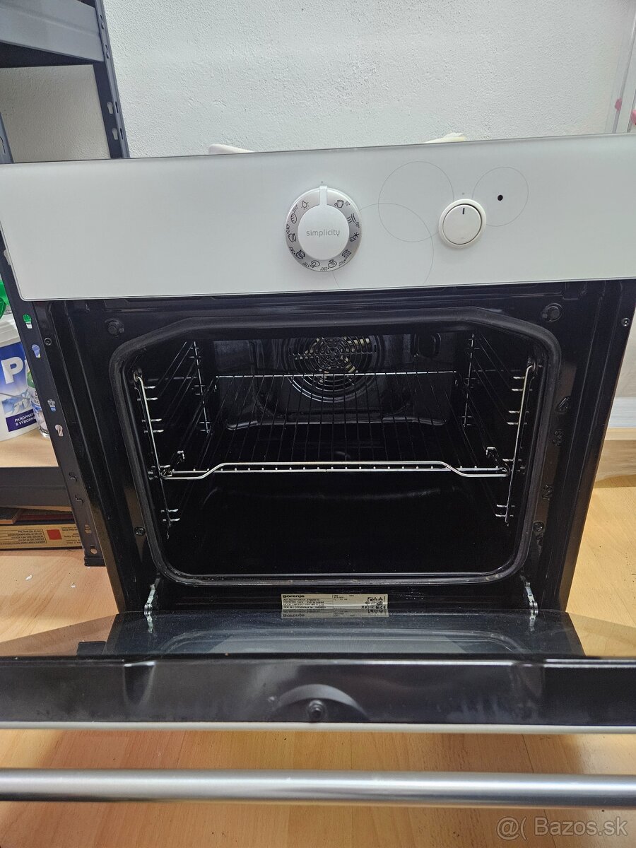 El. Rúra Gorenje - 3