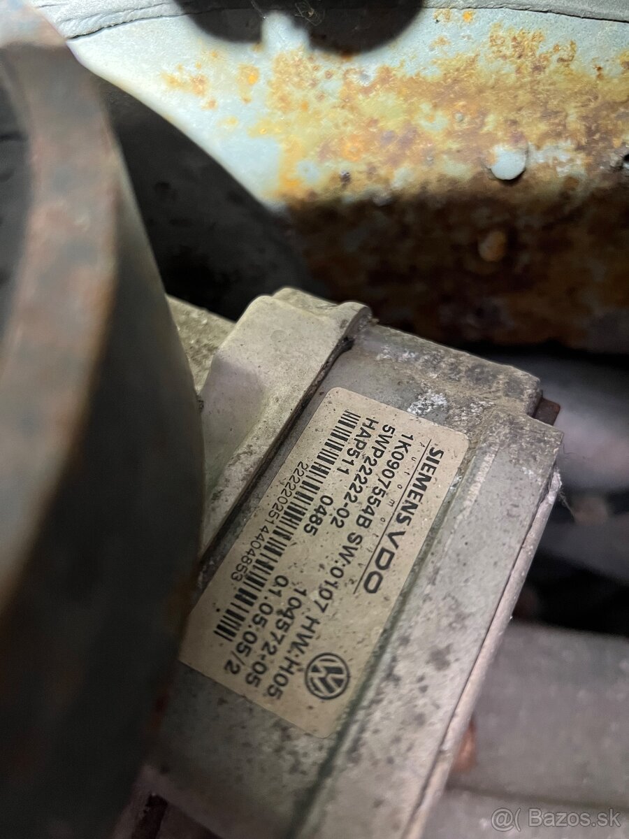 Rozpredam vw golf 4x4 1.9 TDi - 3