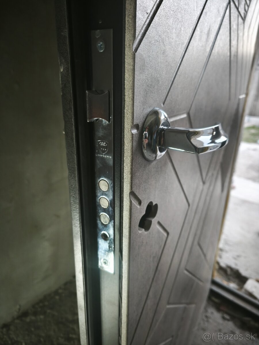 Vchodové dvere nové 90 - 3