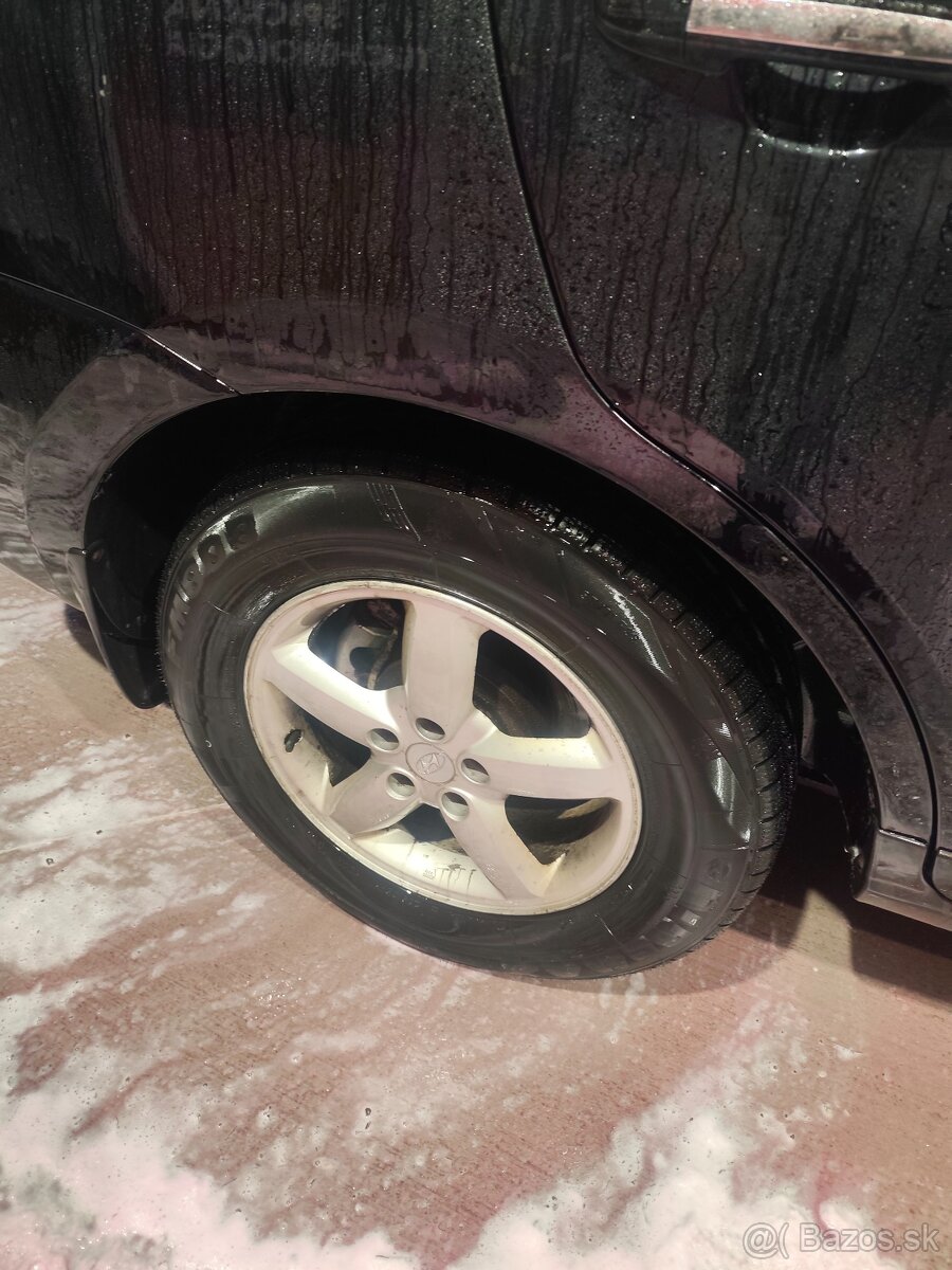 Predám Hyundai Santa Fe 4x4 AUTOMAT - 3