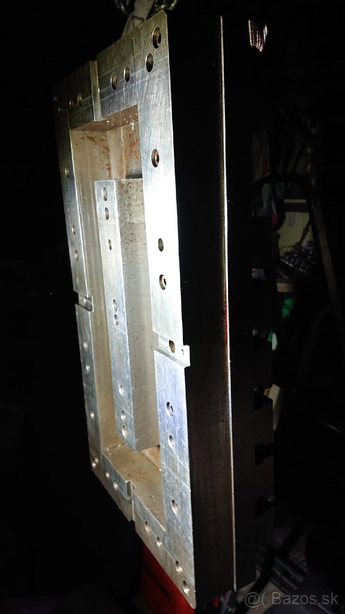 Upínacia doska T-drážky - 3