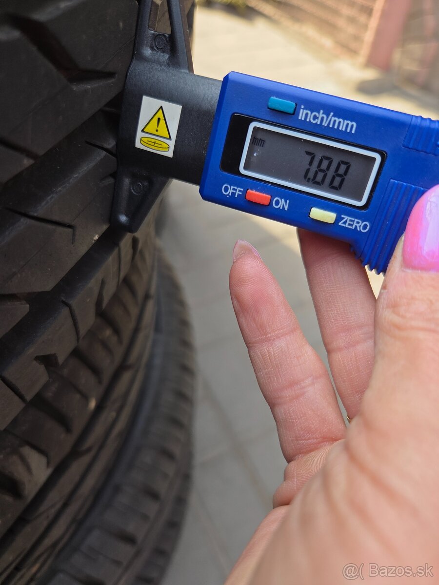 Pneumatiky 195 65 15 letné Zn.semperit - 3