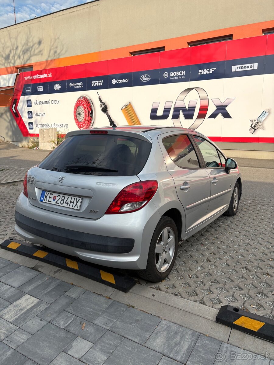 Peugeot 207 - 3