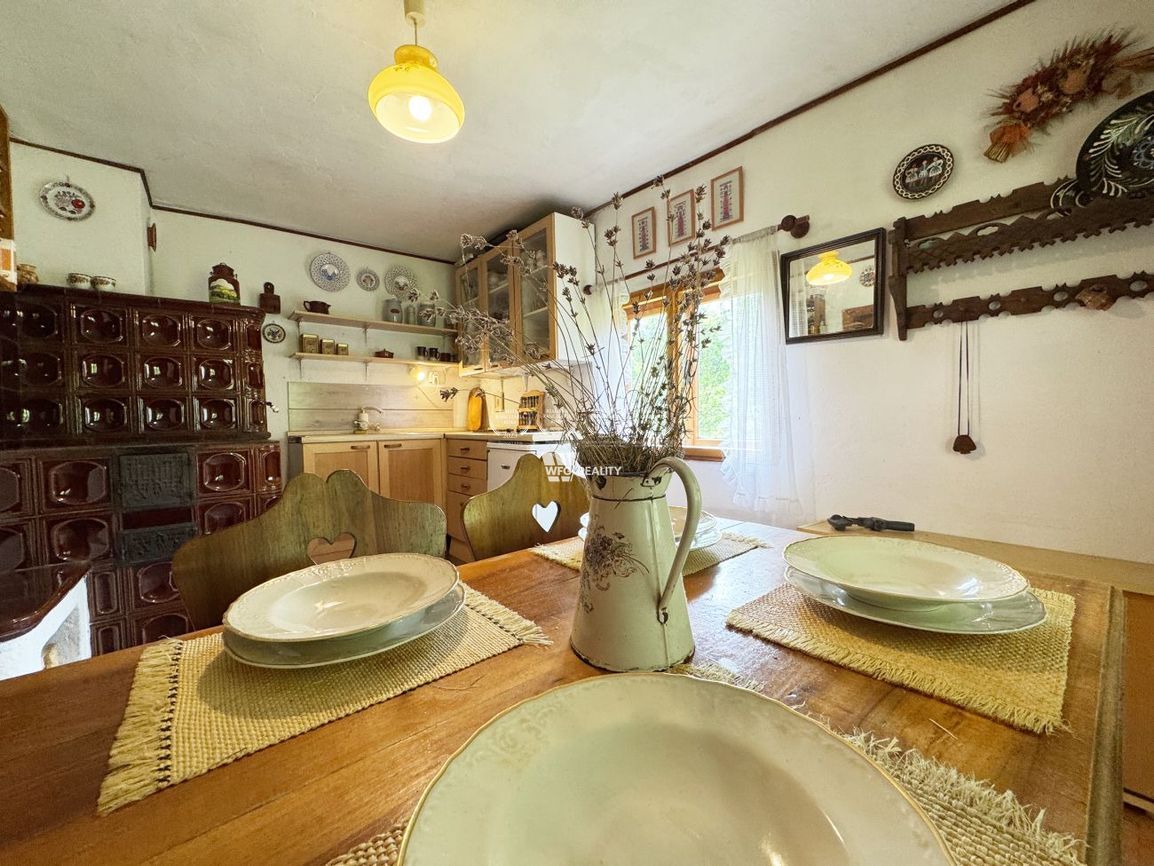 Drevenica v krásnej prírode – Horná Mariková /676 m2/ - 3