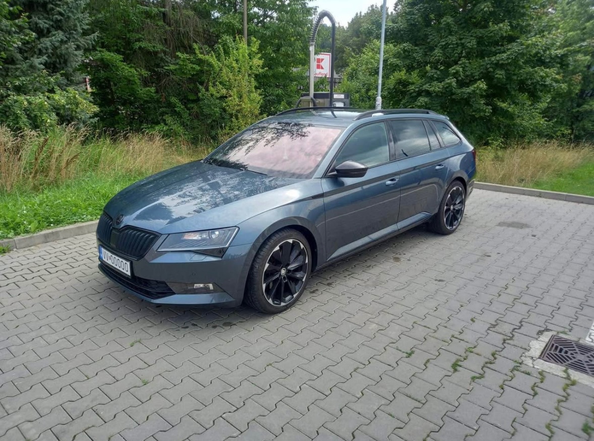 Škoda Supetb 3sportline 4x4 combi 140 KW - 3