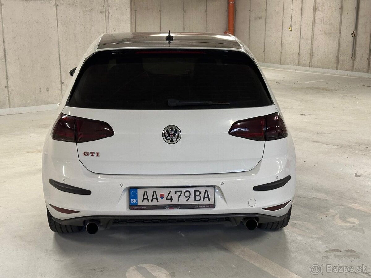 Volkswagen Golf GTi 2.0Tsi 2017 300ps M6 - 3