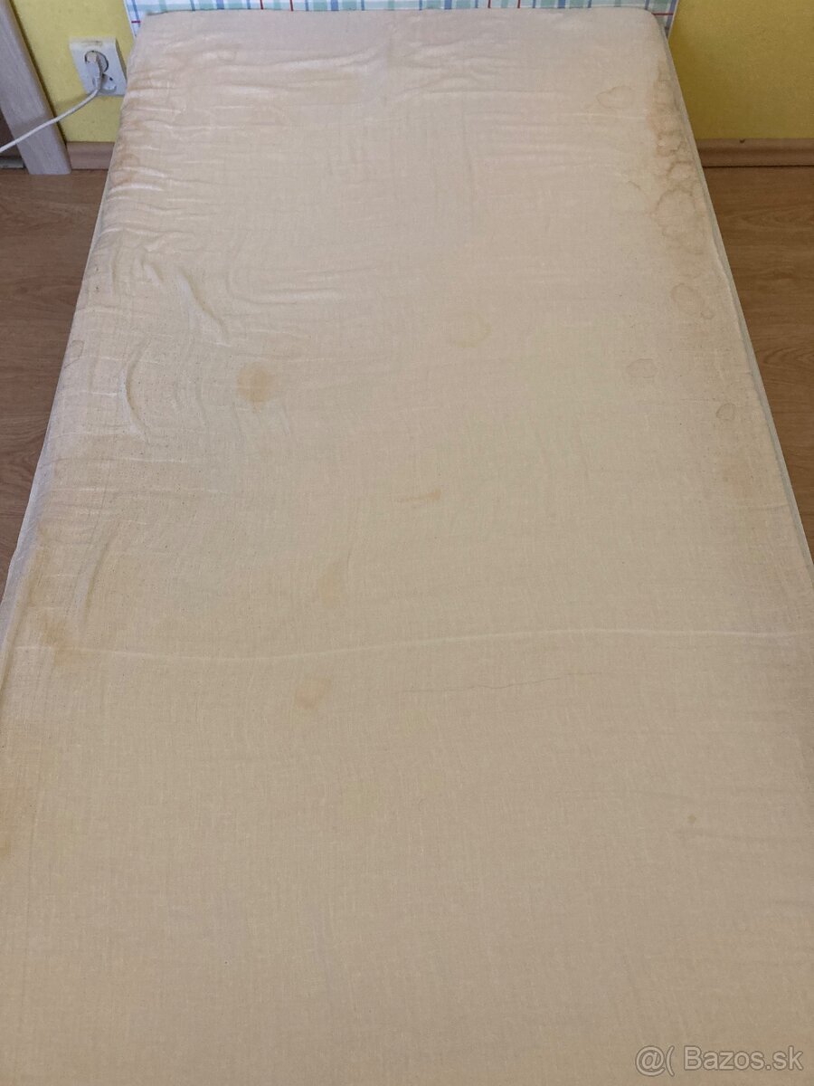 Predám detskú posteľ Mickey Mouse - 3