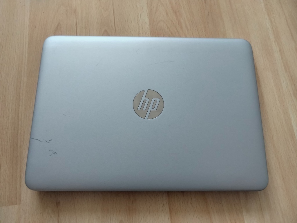predám 12" HP elitebook / 4-jadrový procesor / 8gb ram / ss - 3