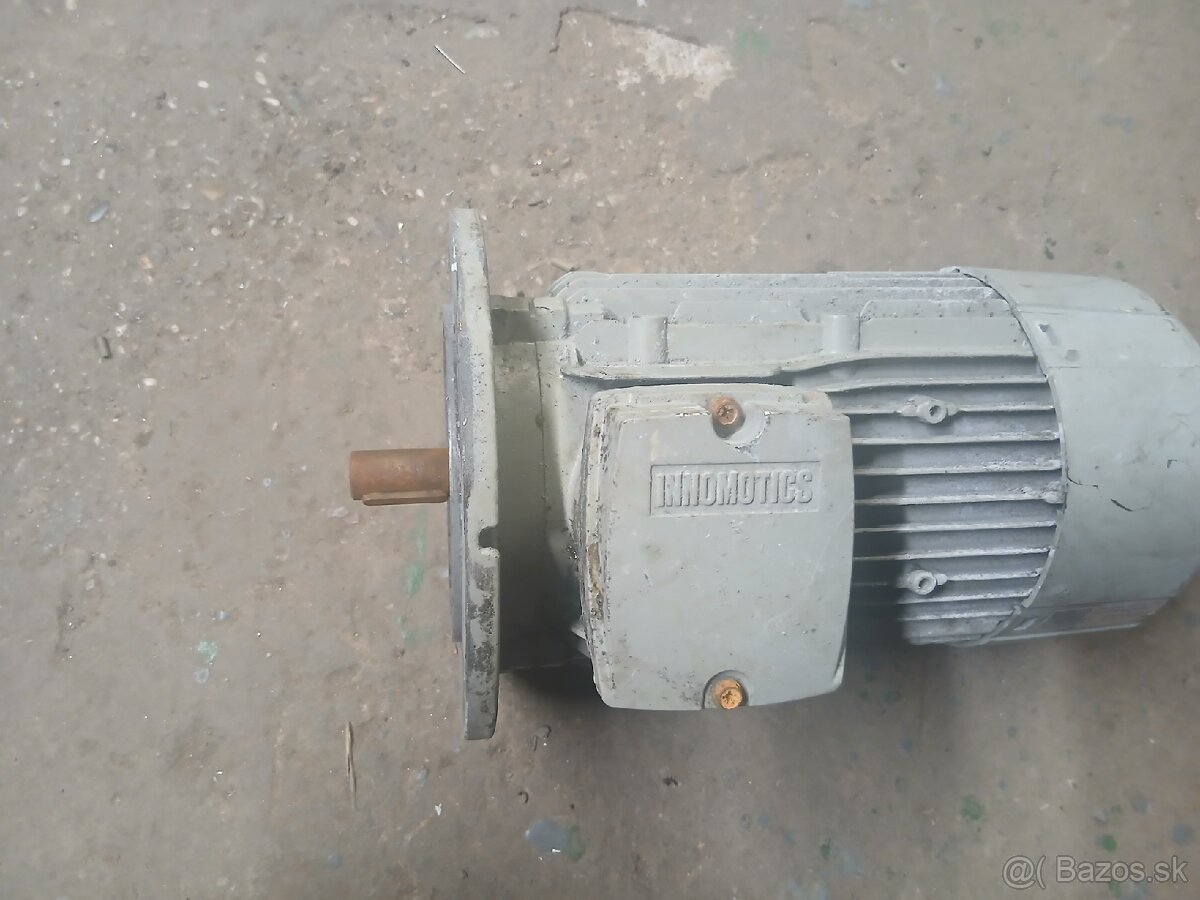 Elektromotor 0,75kw/1450ot - 3