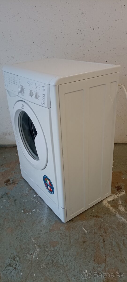 Práčka Indesit - 3