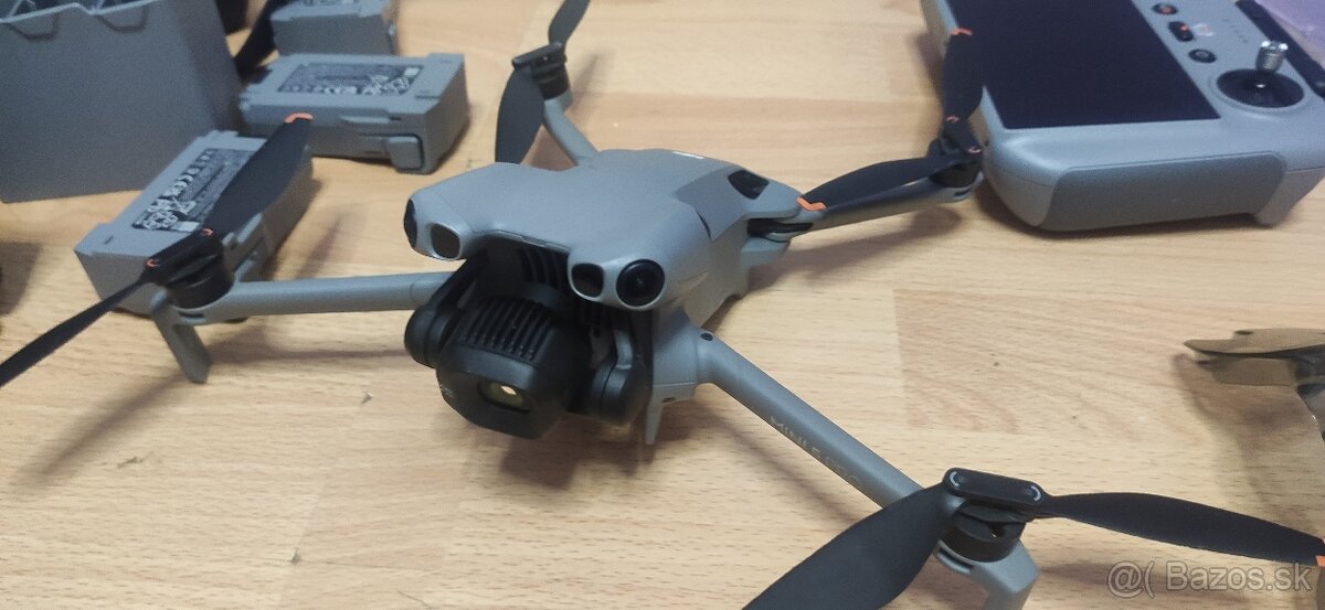 Dron DJI mini 5 pro - fly more combo - 3