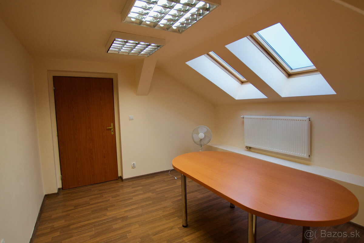 Rekonštruované kancelárske priestory s výmerou 73 m², v cent - Widok 3