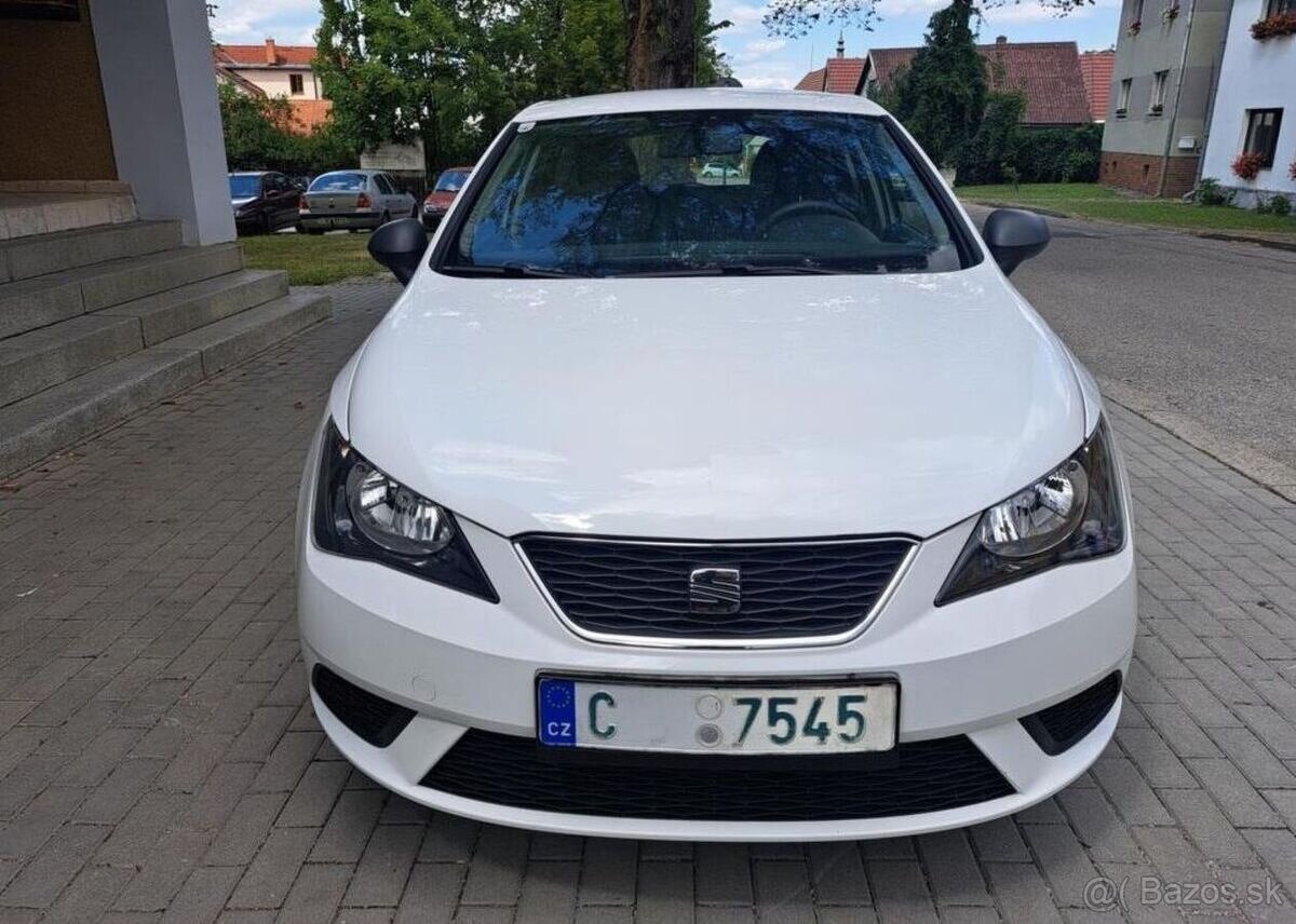 Seat Ibiza 1,2 i benzín manuál - 3