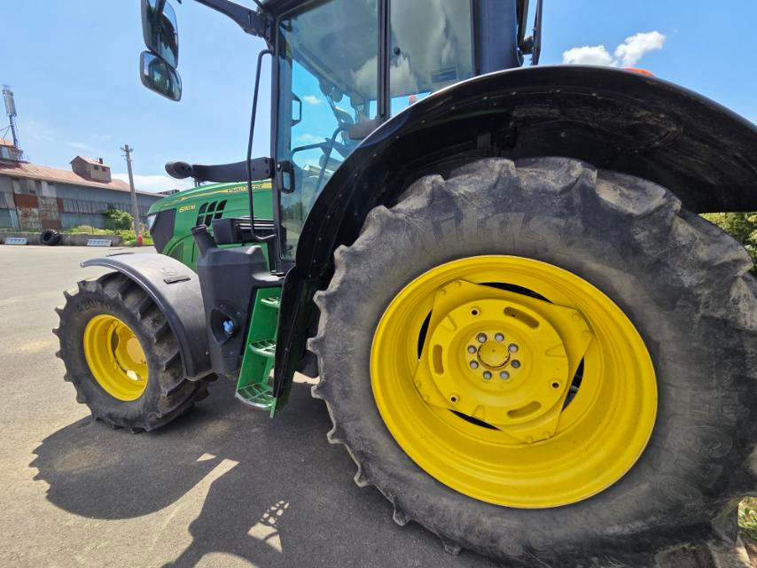 Traktor JOHN DEERE 6130M - 3