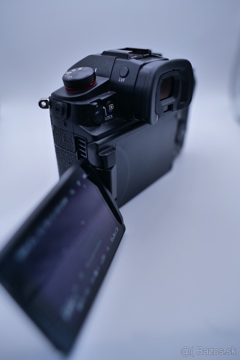 Panasonic Lumix GH6 + SmallRig cage + 2 batérie - 3