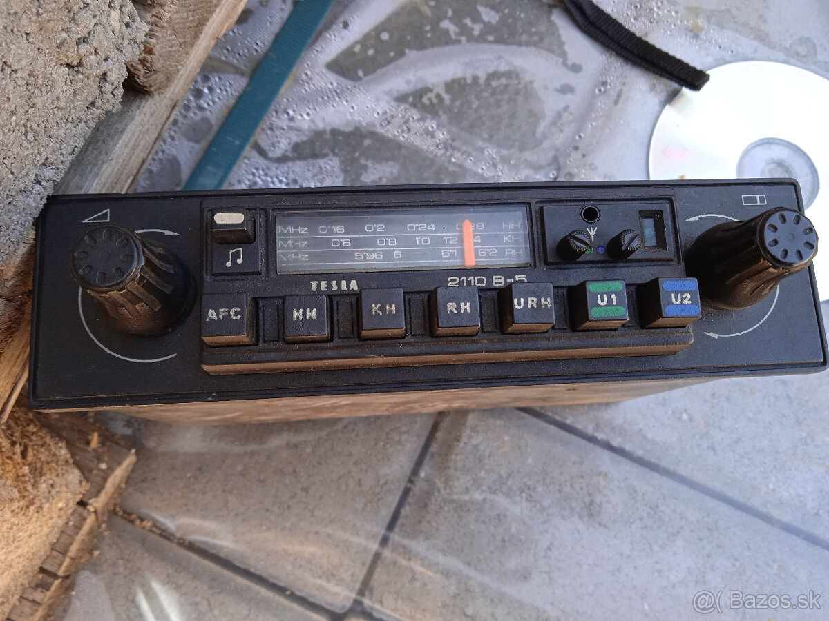 Predam autoradio Spider,Tesla - 3