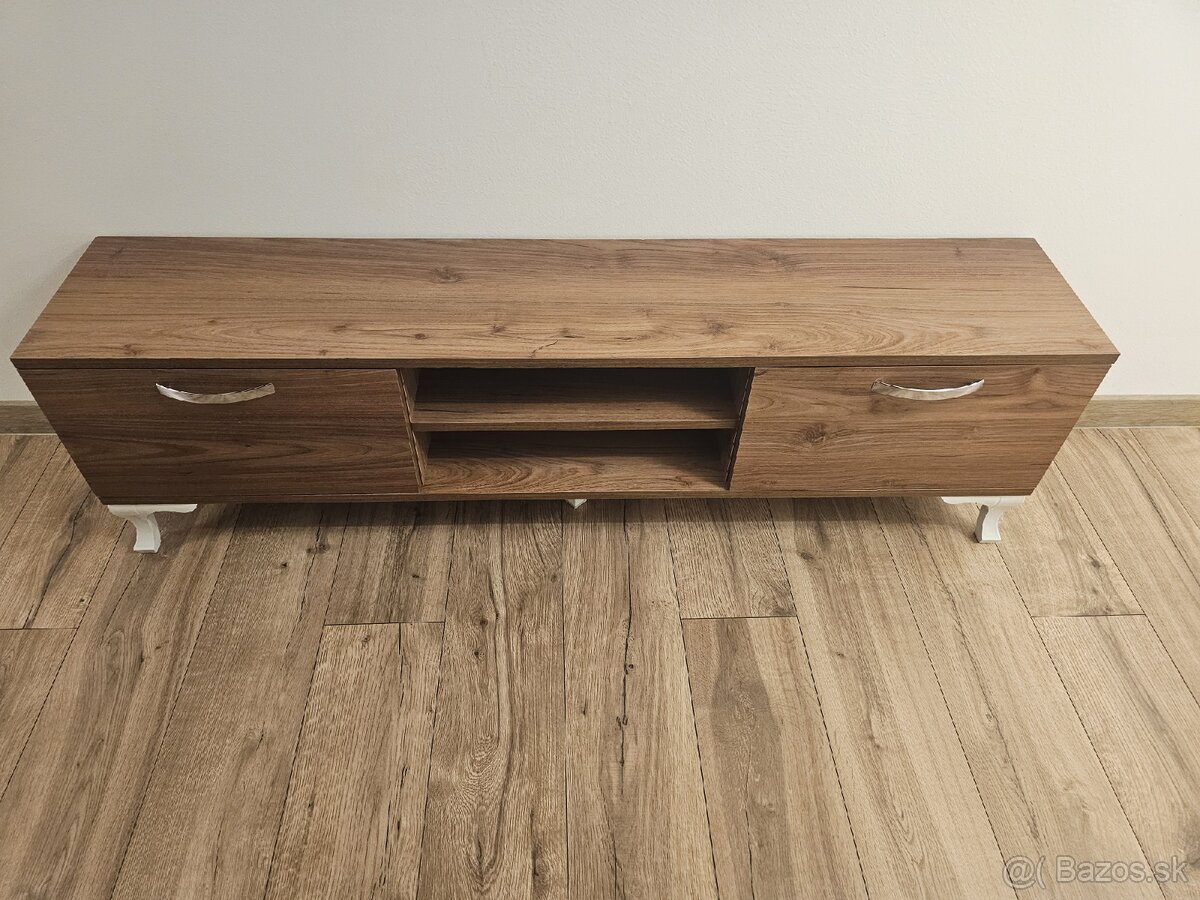 Moderná skrinka pod TV - 3