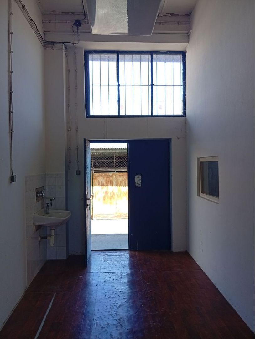 Komerčné priestory, Trenčín, Za mostami - 3