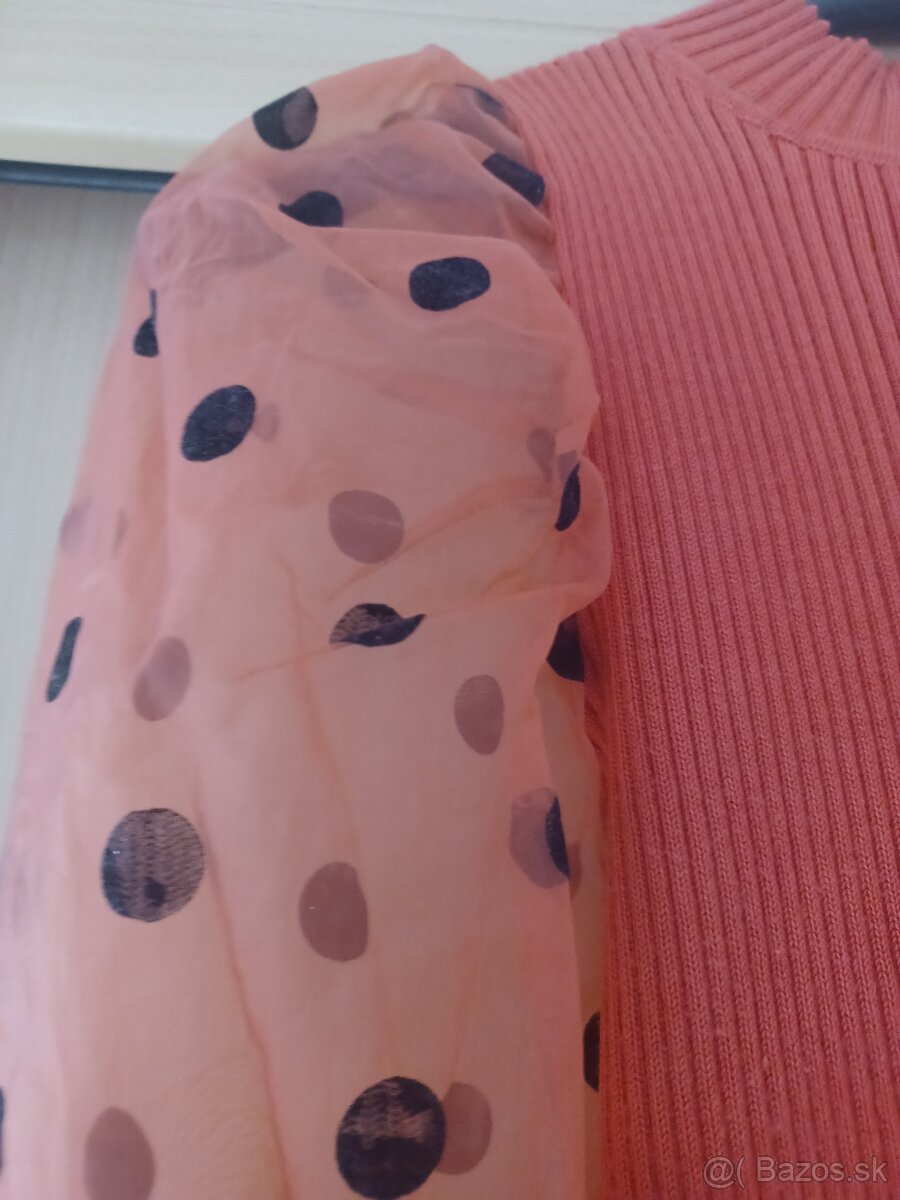 Úpletové šaty - 3