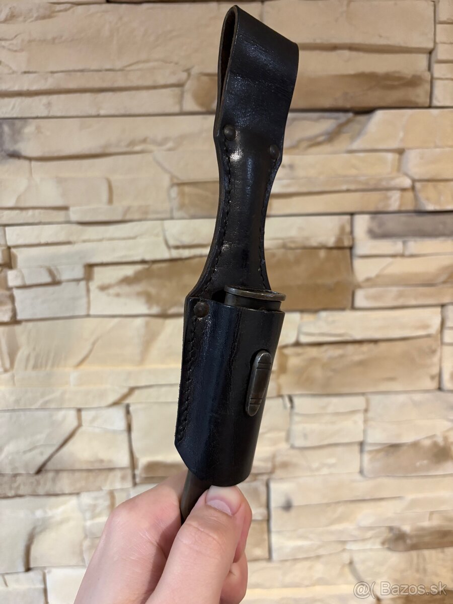 Zavesnik na bodák K98 - 3