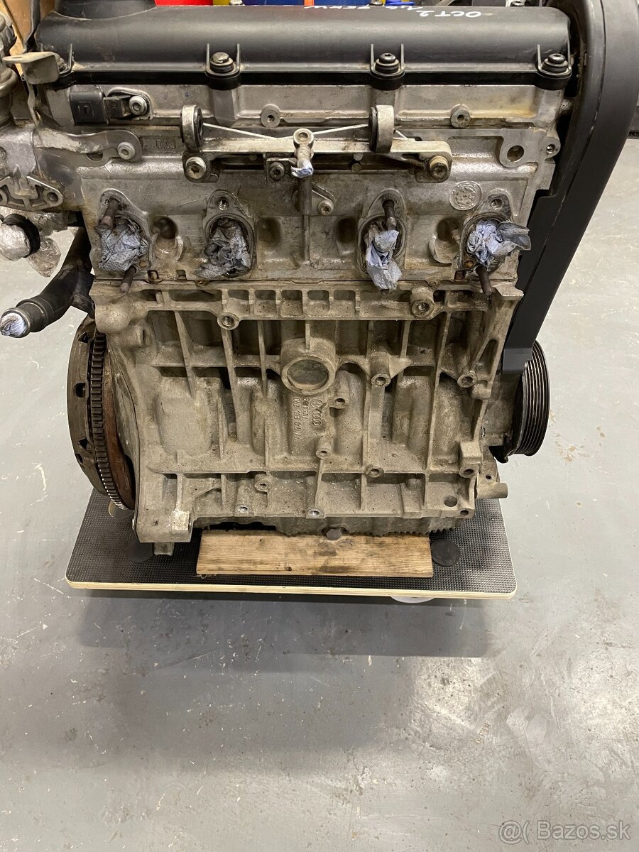 motor škoda octavia 1,6i BSE 75KW - 3