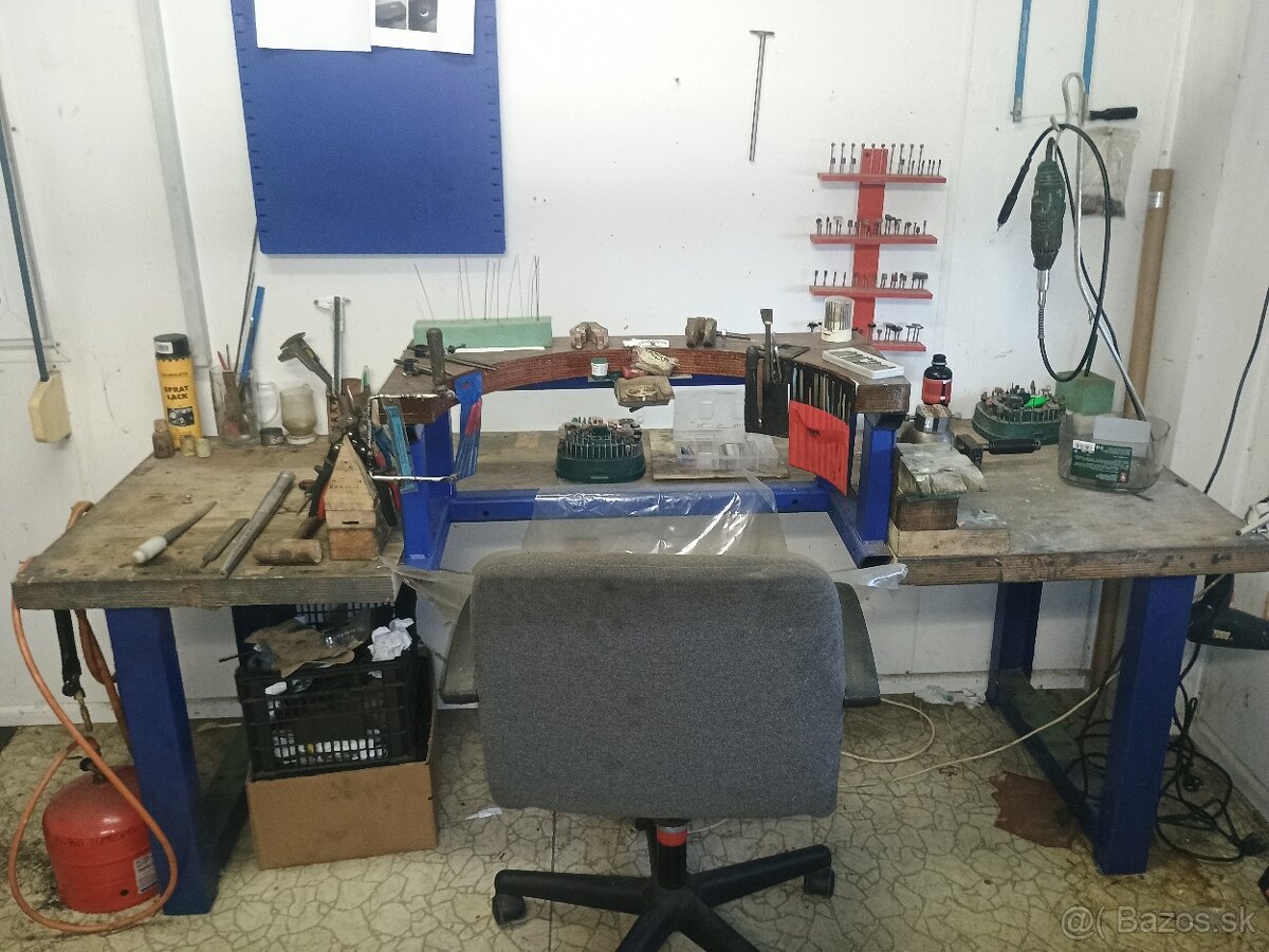 Predám Zlatnícky stôl - 3