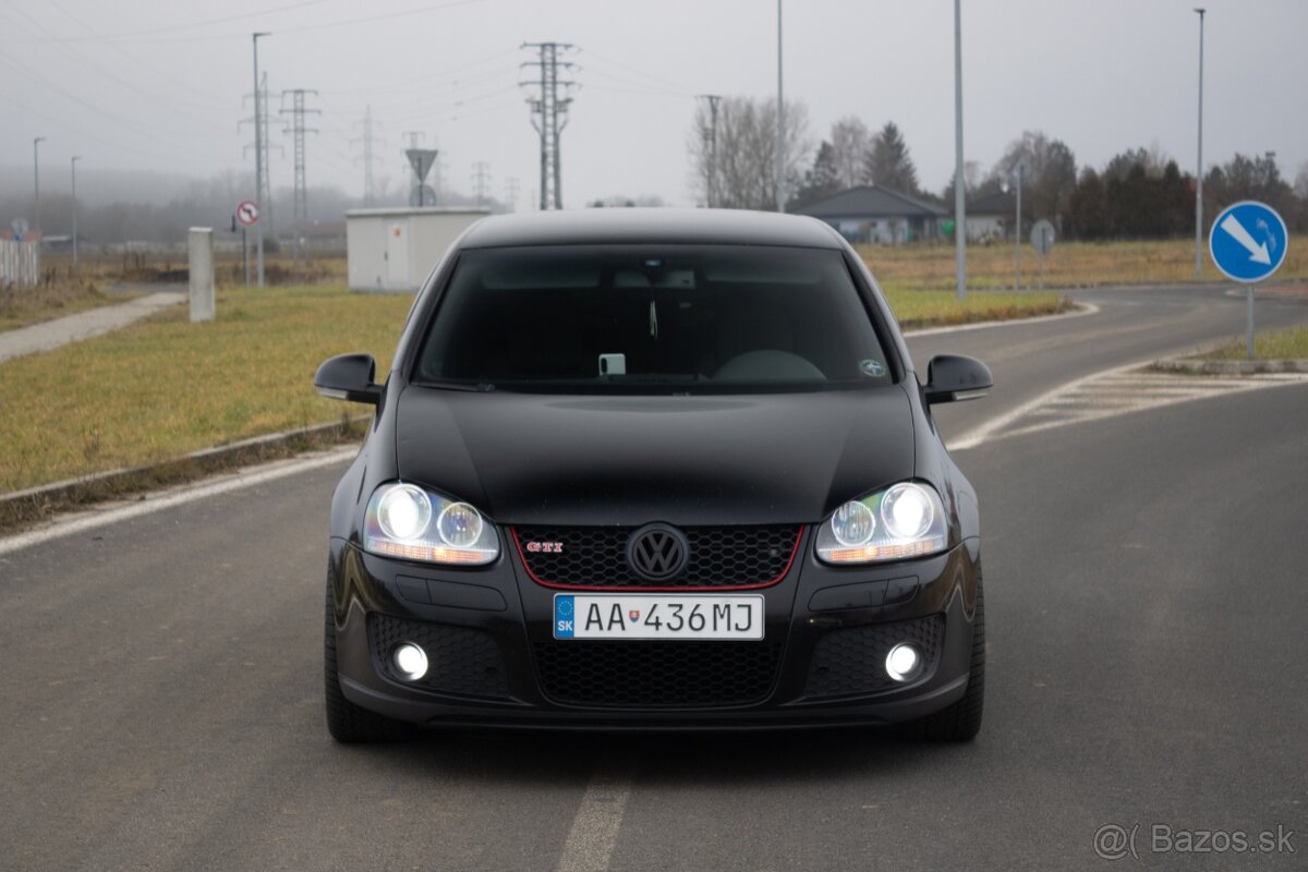Volkswagen Golf GTI - 3