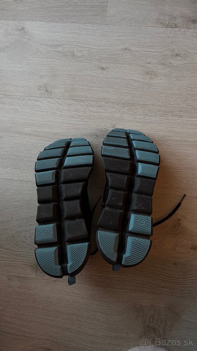 Bežecké tenisky W Cloud X 3 Shift - 3