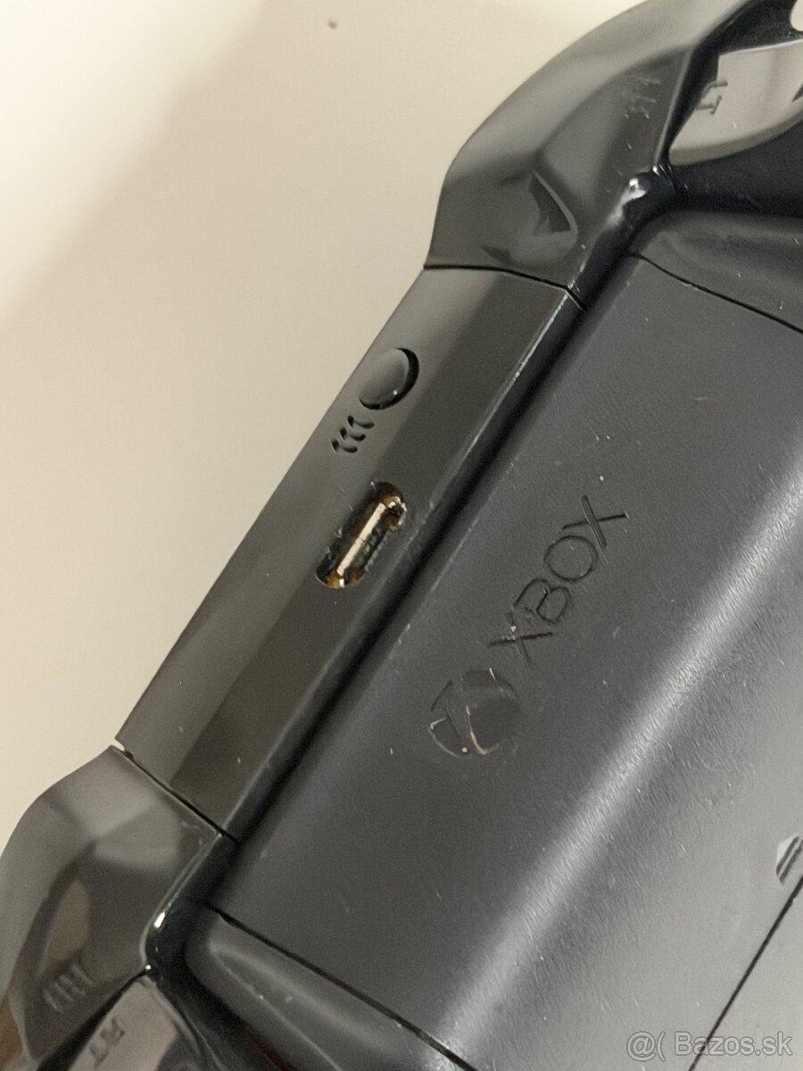 Originálny ovládač pre xbox one - čierny - 3