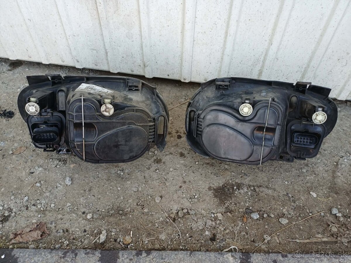 Predné svetlá VW Golf 4 - 3