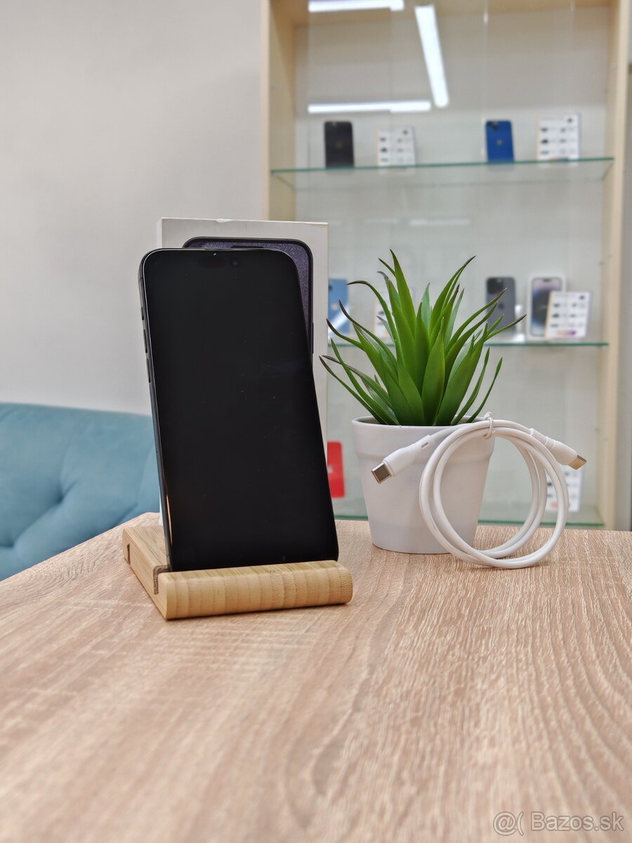 iPhone 15 Pro Max 512GB | Black Titanium - 3