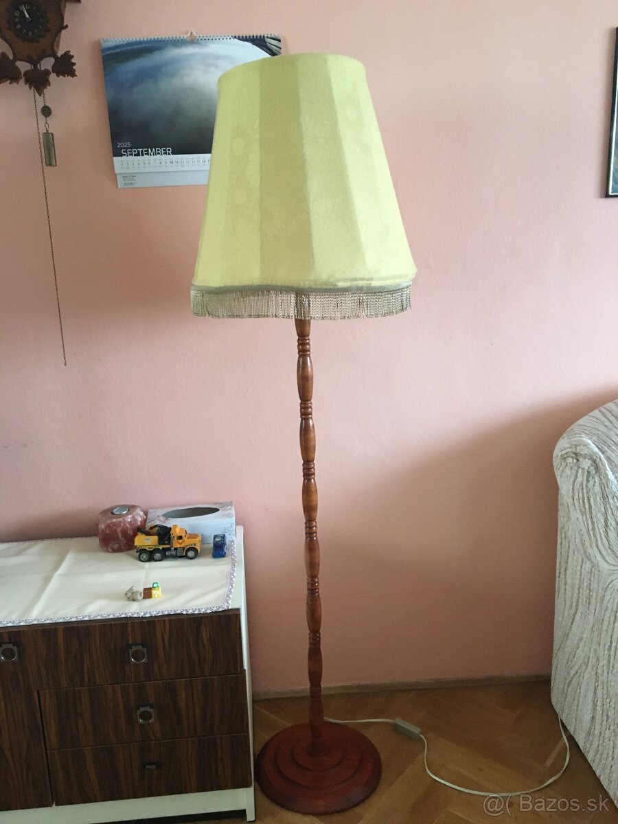 Nábytok retro darujem za odvoz - 3