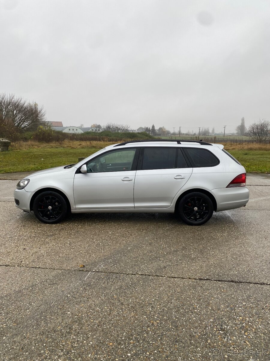 Predám VW Golf 1,6tdi , 2010 - 3