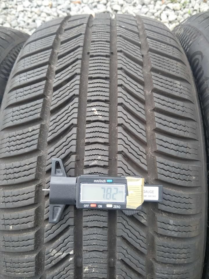 245/45 R 18 zimné CONTINENTAL. - 3