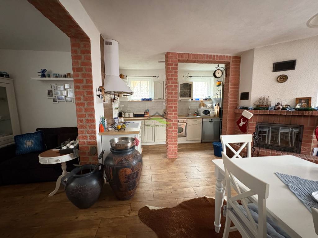 Lukratívna murovaná CHATA pri Salaši -Medvedia Hora - 3