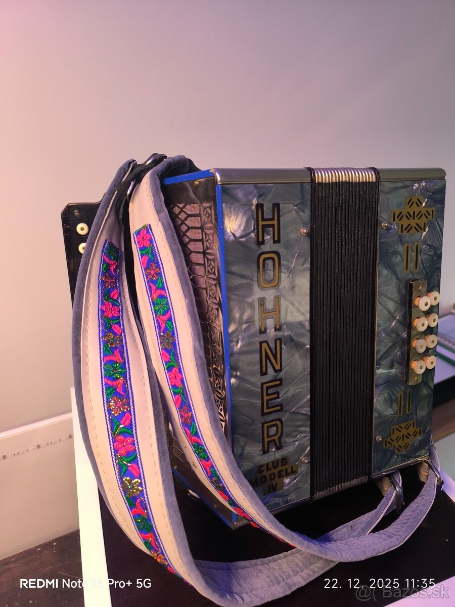 Heligonka Hohner Club Model 4 - 3