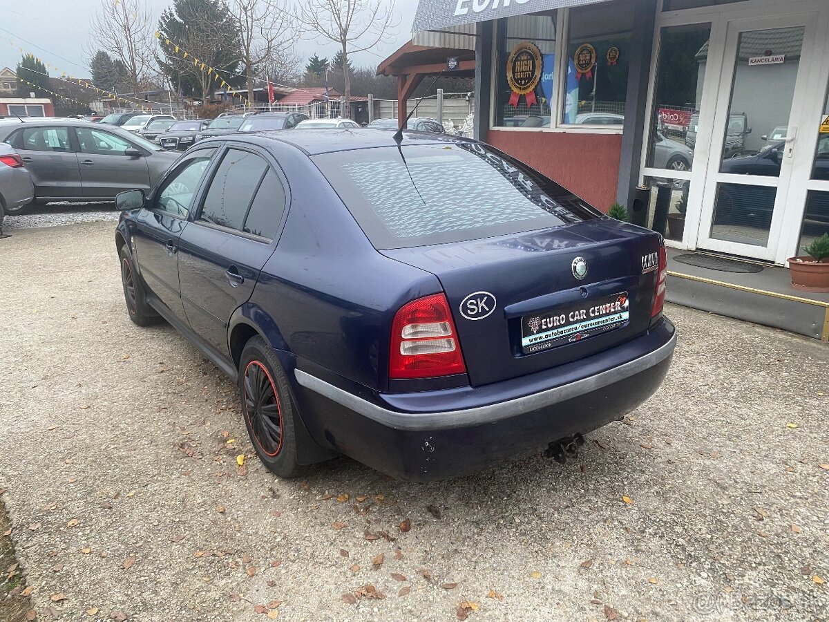 Škoda Octavia 1.6 Ambiente - 3