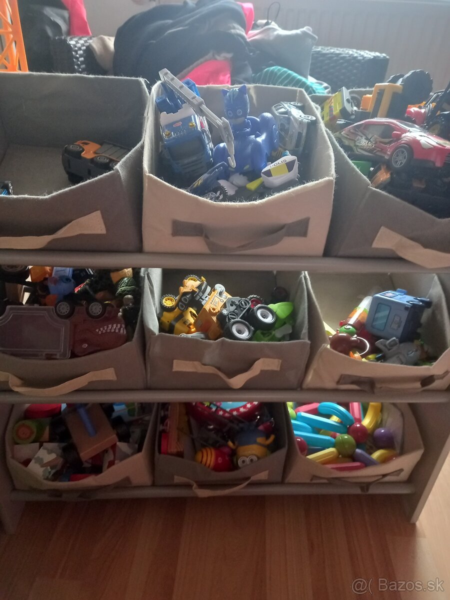 Box na hracky - 3