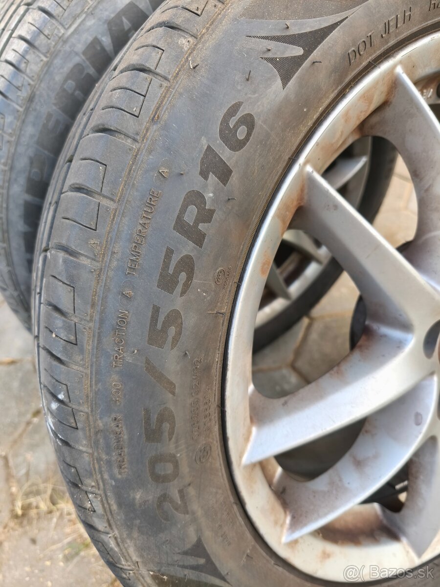 Predám pneumatiky na diskoch. - 3