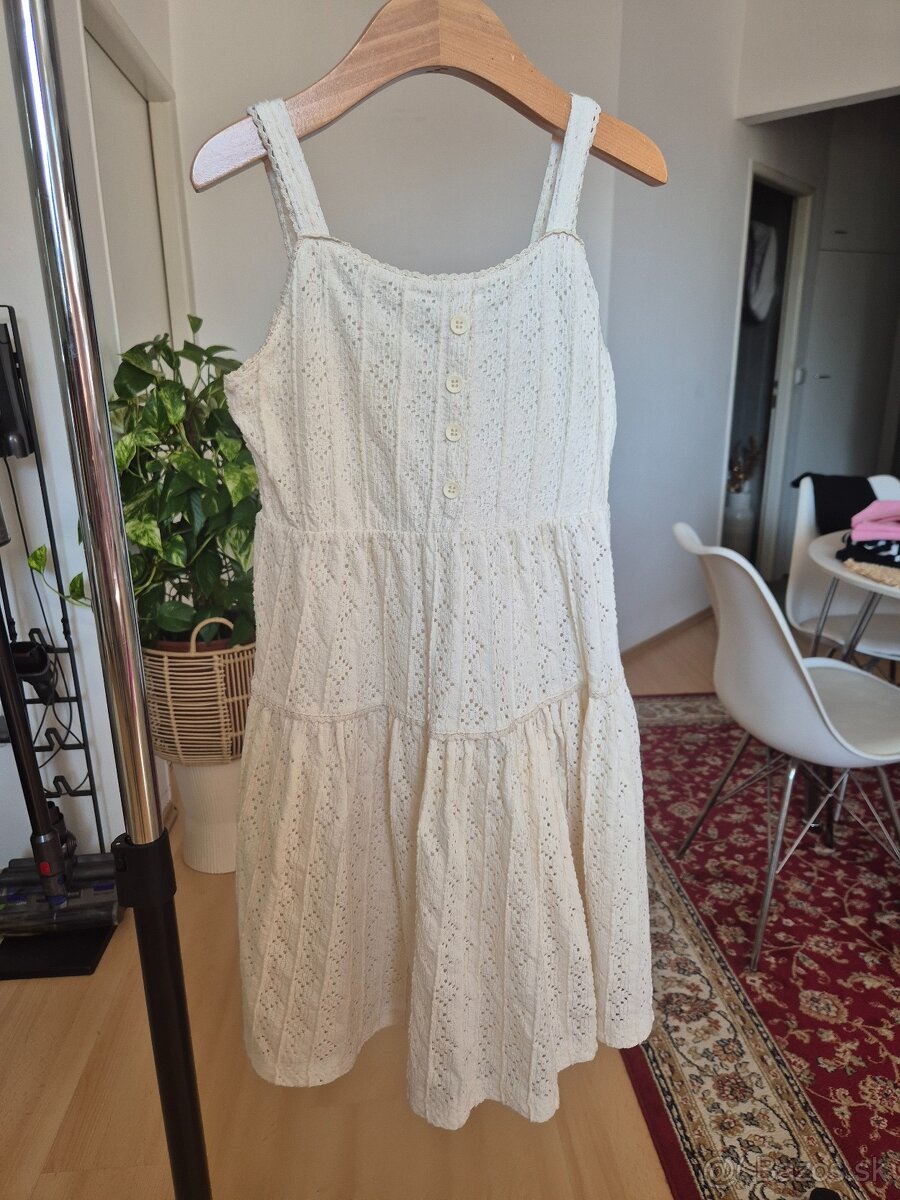 Háčkované šaty veľkosť 131cm a košelové 130cm - 3