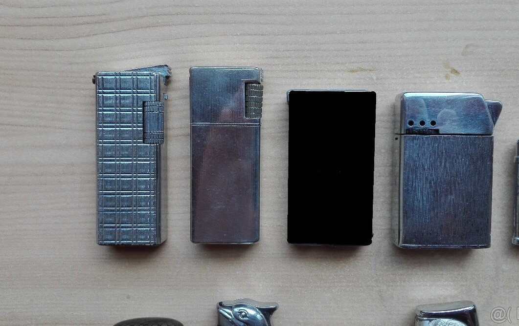 Starožitné zapaľovače - 3