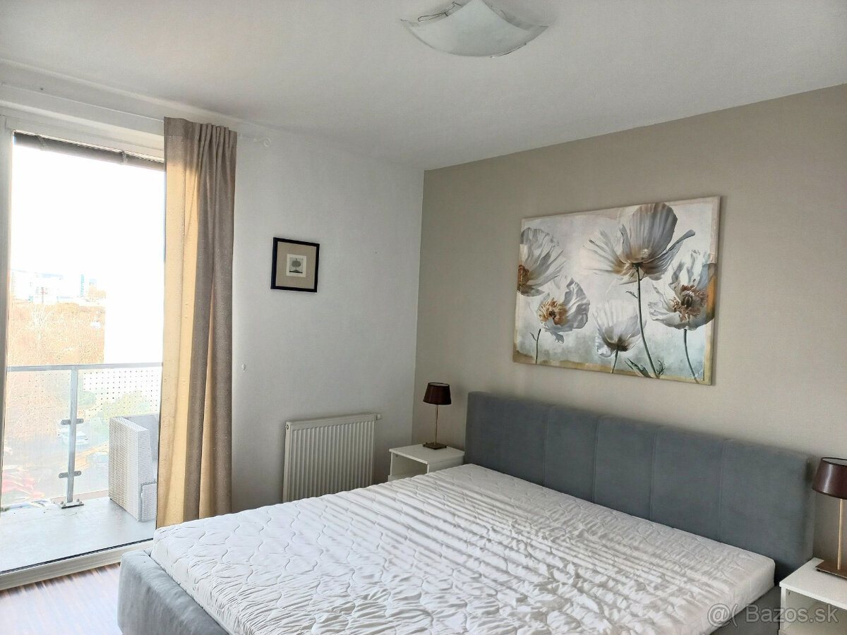 Prenájom 2 izbového bytu v novostavbe SKY BOX Pajštúnska ul. - 3