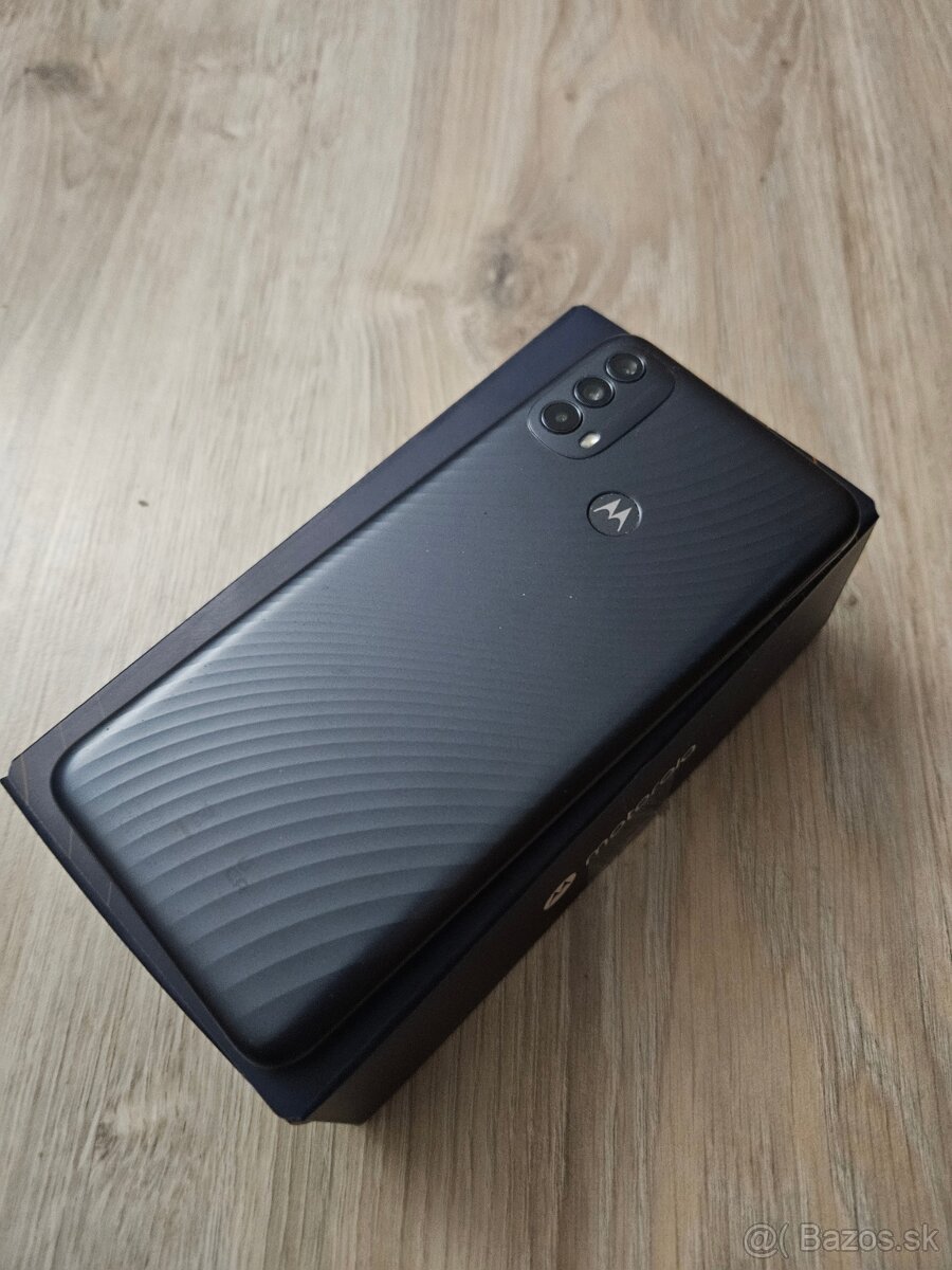 Motorola Moto e30 - 3