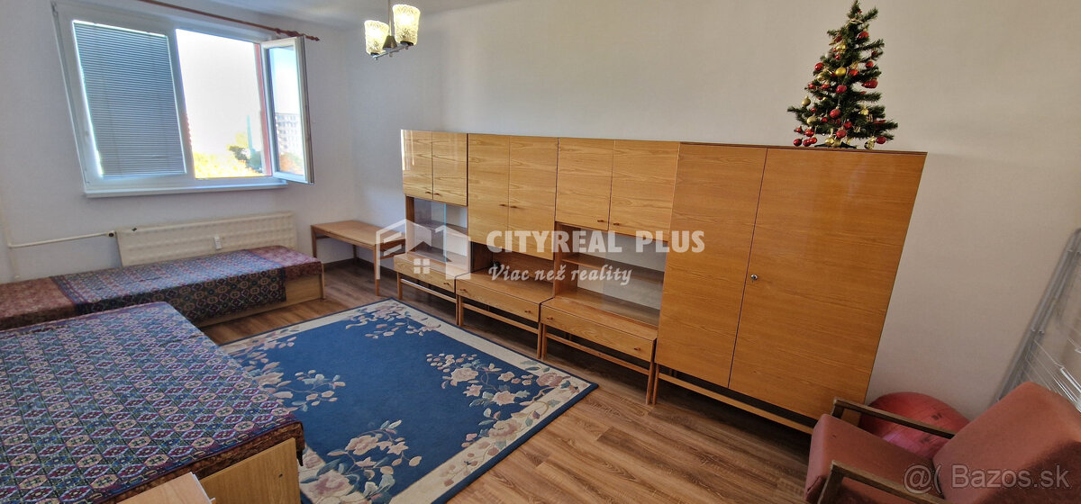 Ponúkam na prenájom 2 izbový byt na ulici Ľ.Štúra Nové Zámky - 3