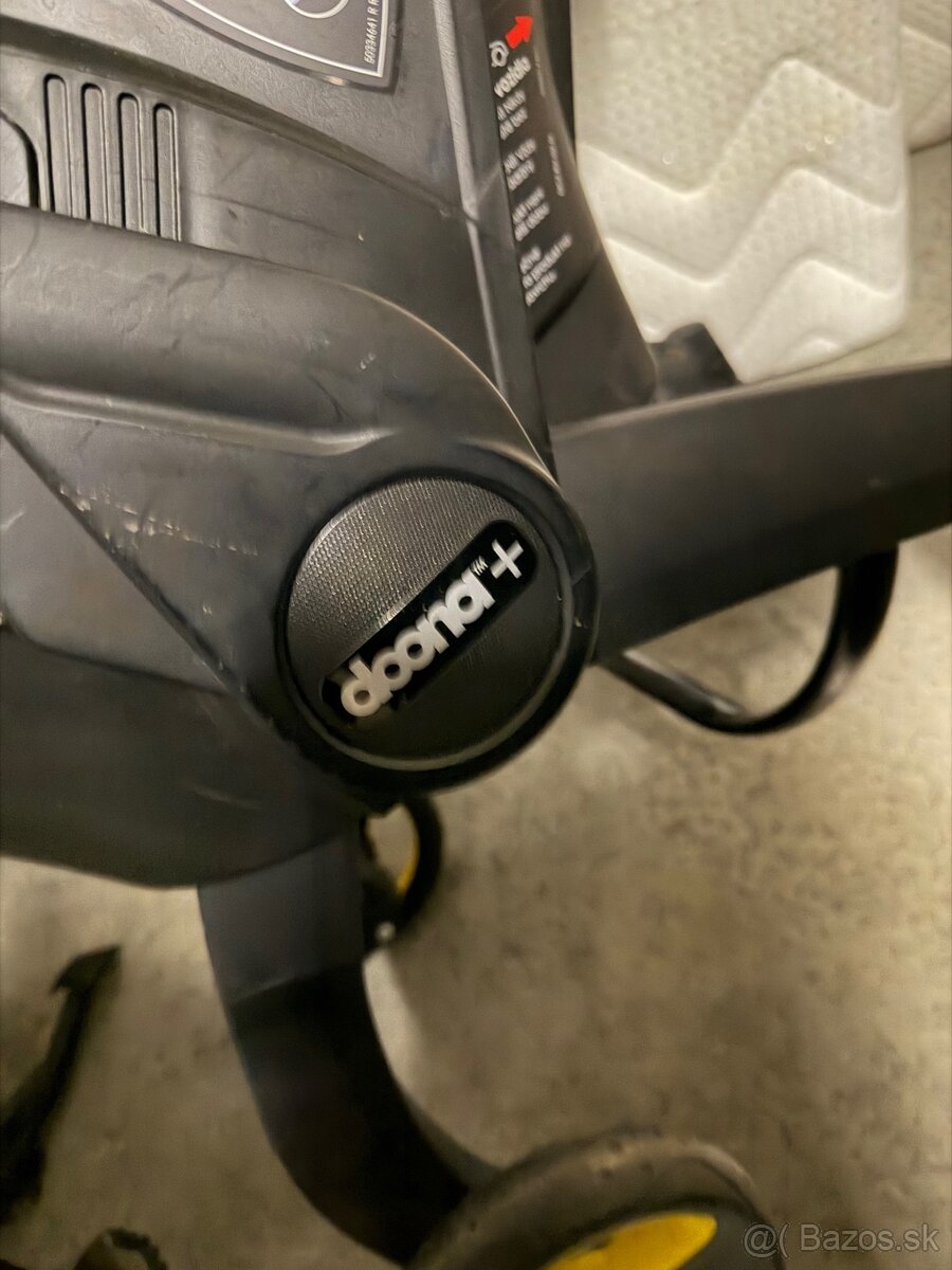 Doona PLUS Autosedačka s integrovaným podvozkom 2v1 - 3