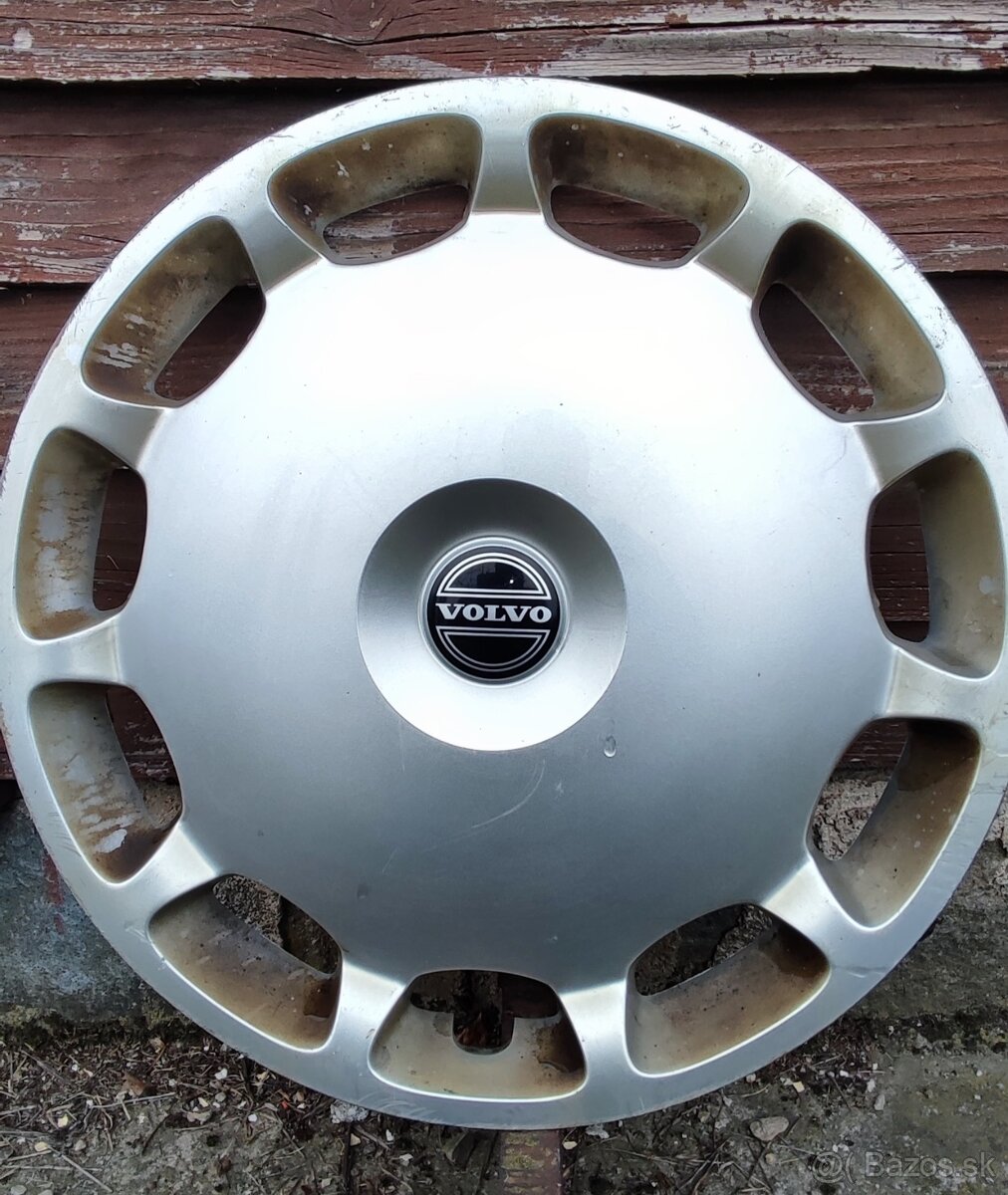 💥VOLVO 15" puklice - 2 sady - 3