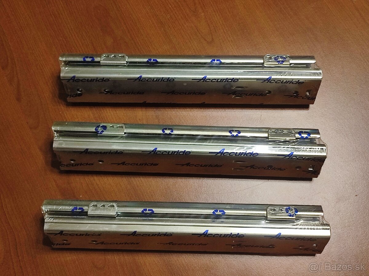 Ložiskový výsuv Accuride DZ5517-6030 - 3