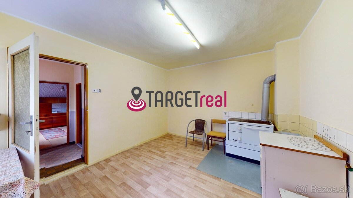 TARGETreal ponúka na predaj dom s pozemkom v Rajeckých Tepli - 3