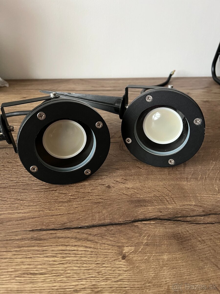 Vonkajšie záhradné lampy - 3