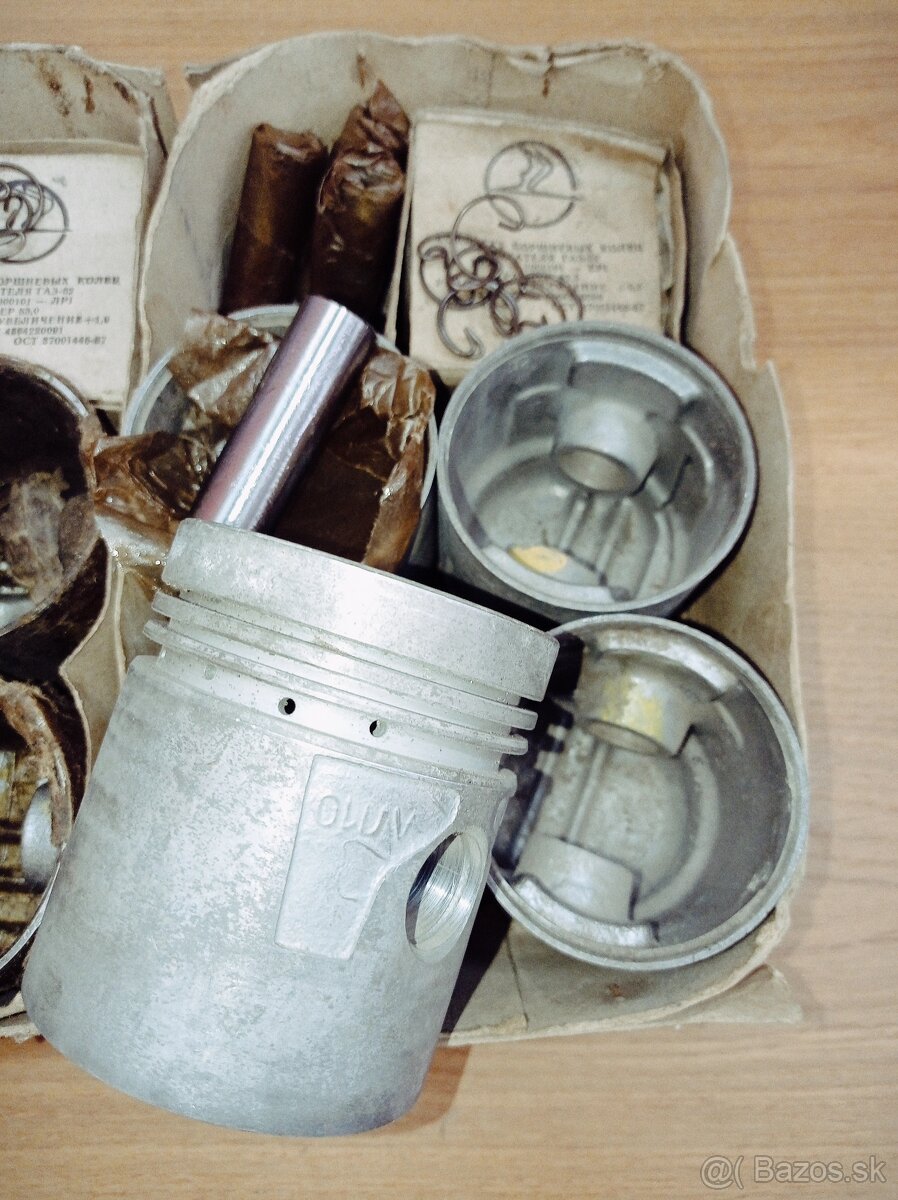 Gaz 69 - pístní sady - 3